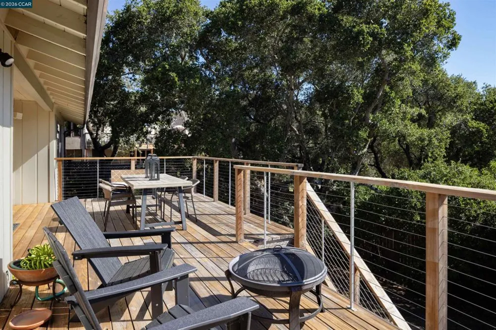 12 Marquard Rd Carmel Valley, CA 93924