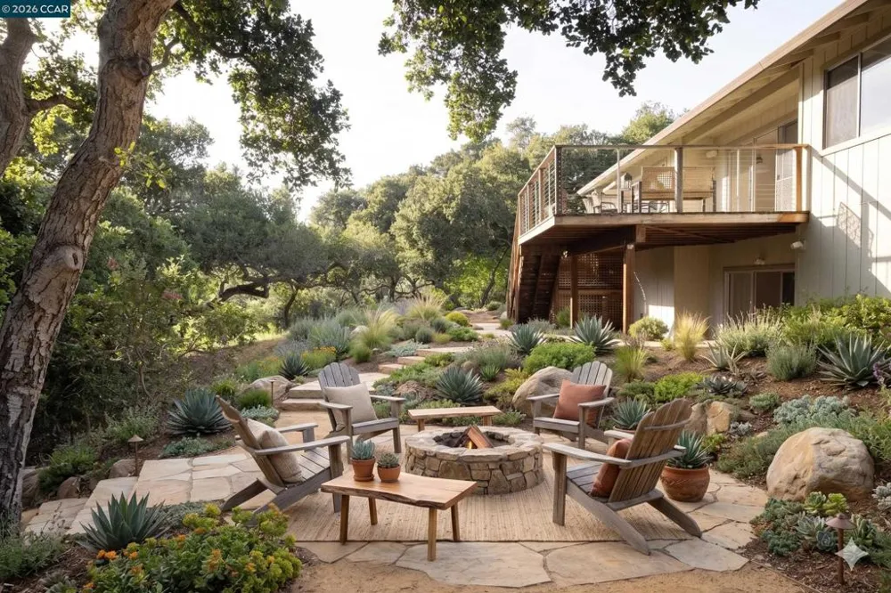 12 Marquard Rd Carmel Valley, CA 93924