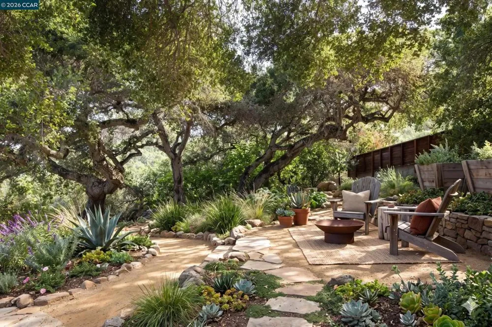12 Marquard Rd Carmel Valley, CA 93924