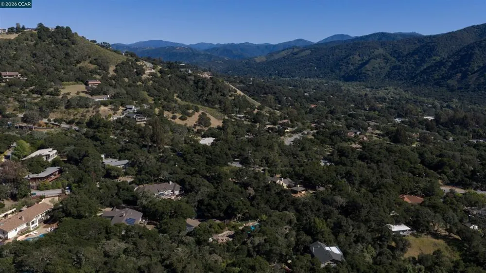 12 Marquard Rd Carmel Valley, CA 93924
