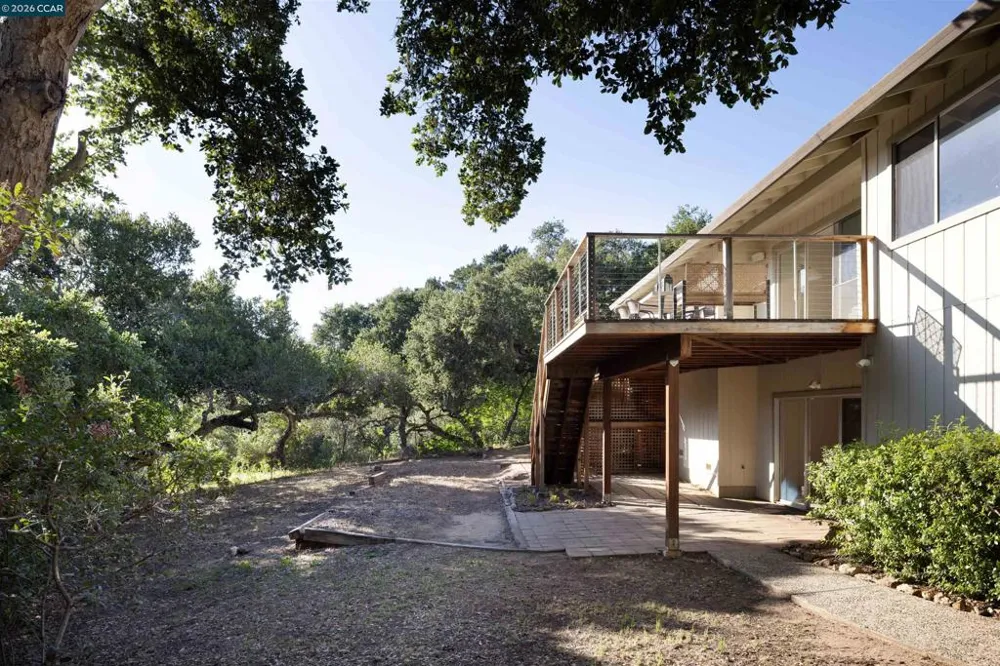 12 Marquard Rd Carmel Valley, CA 93924