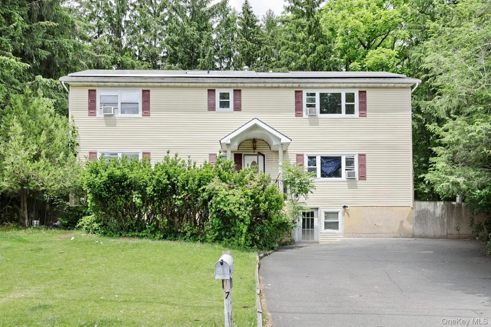 7 Olin Drive Nanuet, NY 10954