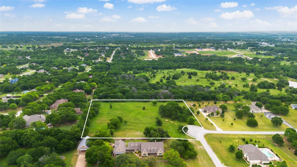 228 Forest Creek Circle Weatherford, TX 76088