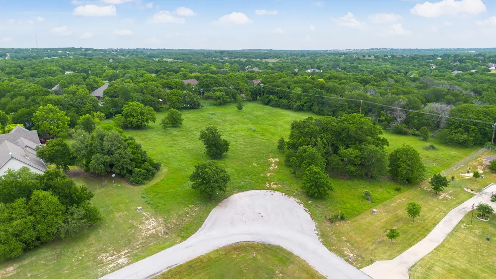 228 Forest Creek Circle Weatherford, TX 76088