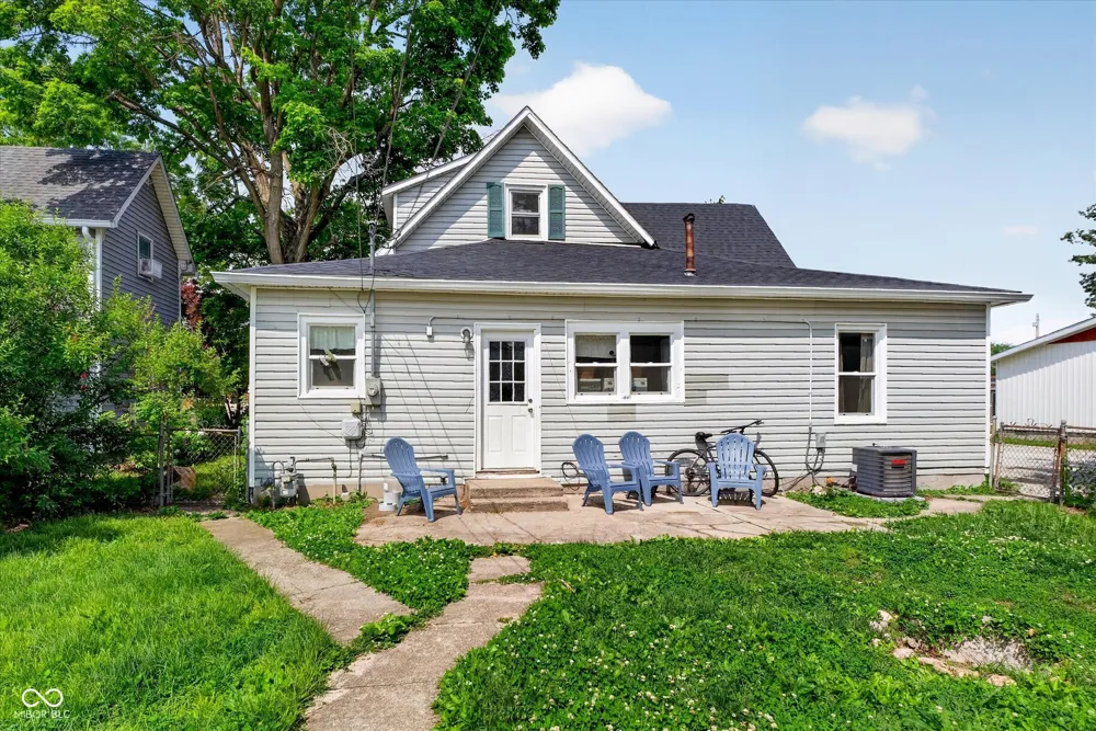 461 Main Street Tipton, IN 46072