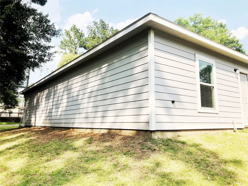 217 Cherry Tree Livingston, TX 77351