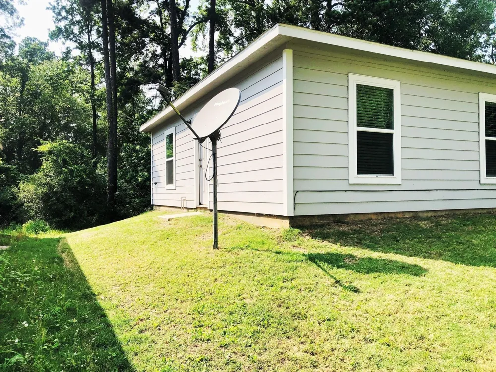 217 Cherry Tree Livingston, TX 77351