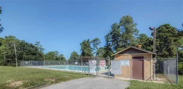 217 Cherry Tree Livingston, TX 77351