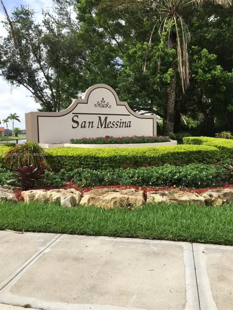 1804 Salerno Cir #1804
