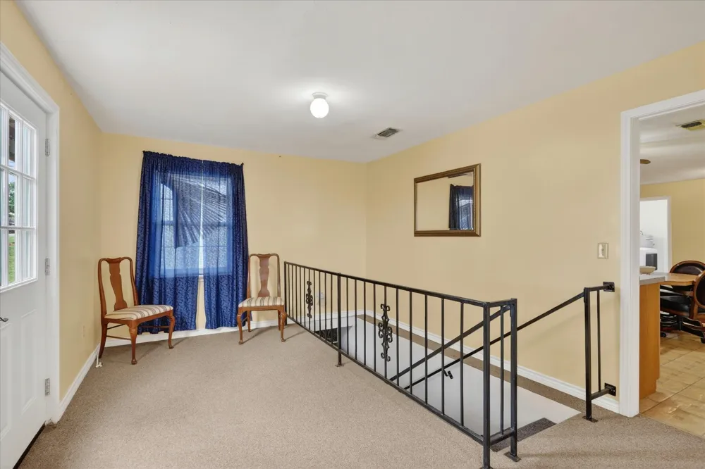 1092 W Highway 199 Springtown, TX 76082