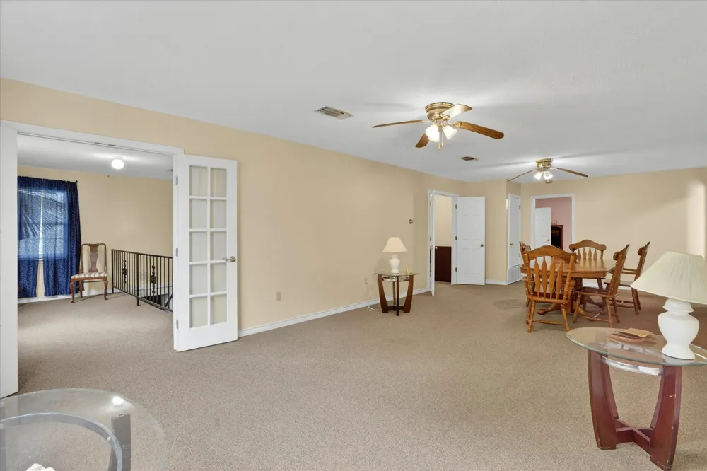 1092 W Highway 199 Springtown, TX 76082