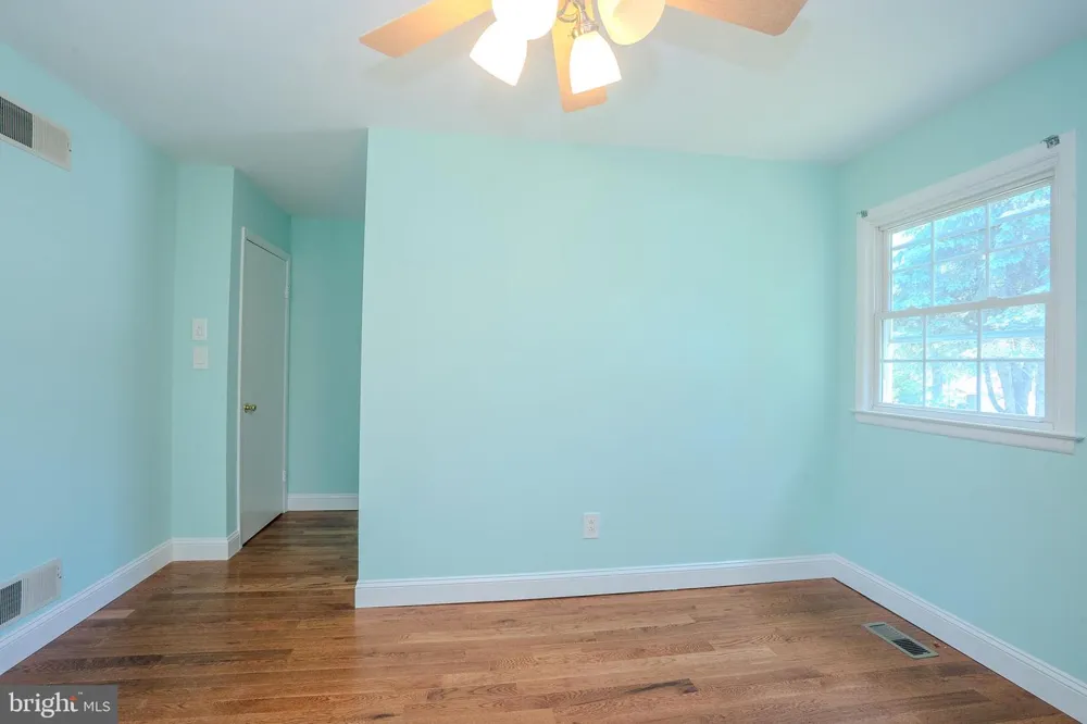 18 PARKER ROAD Plainsboro, NJ 08536
