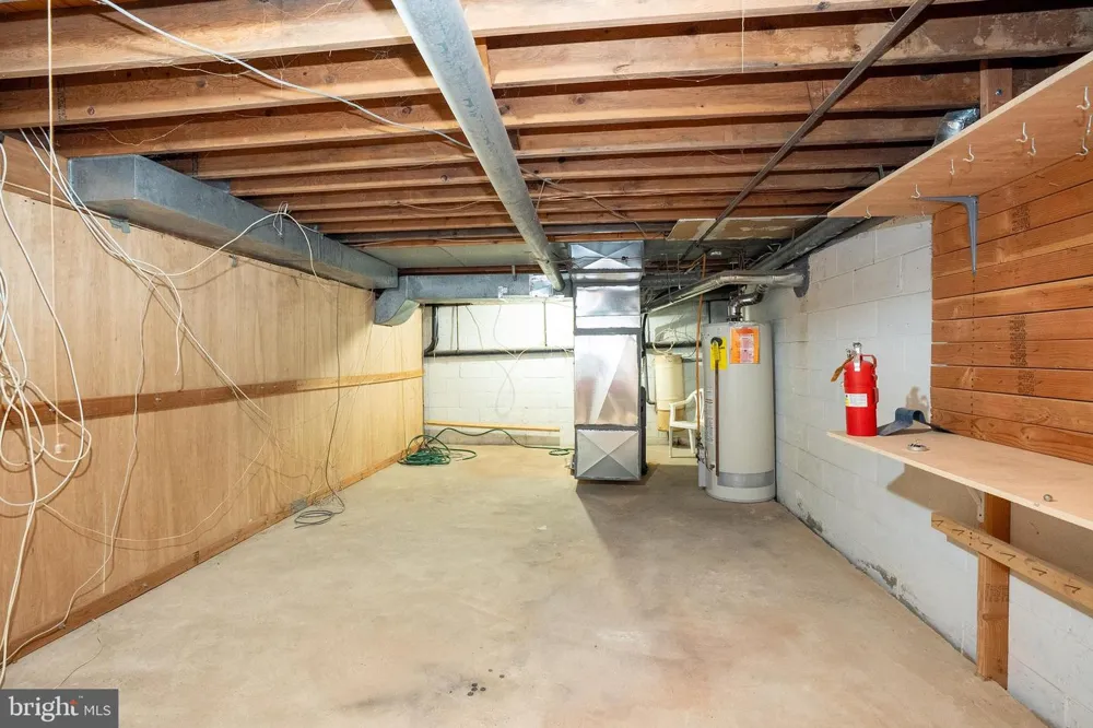 18 PARKER ROAD Plainsboro, NJ 08536