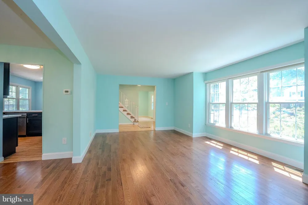 18 PARKER ROAD Plainsboro, NJ 08536