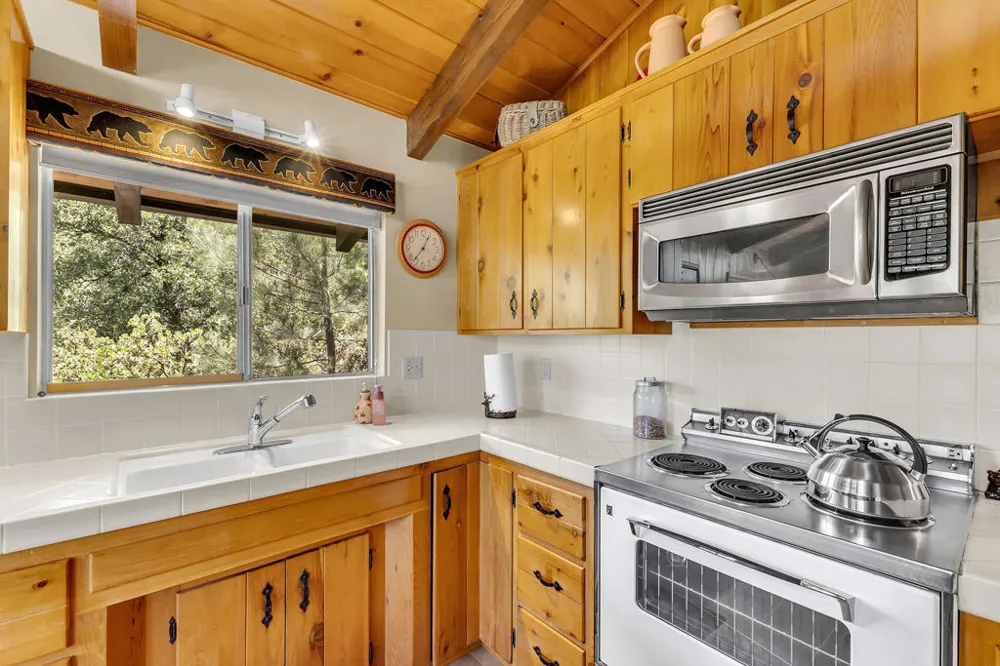54980 Tahquitz View Drive Idyllwild, CA 92549