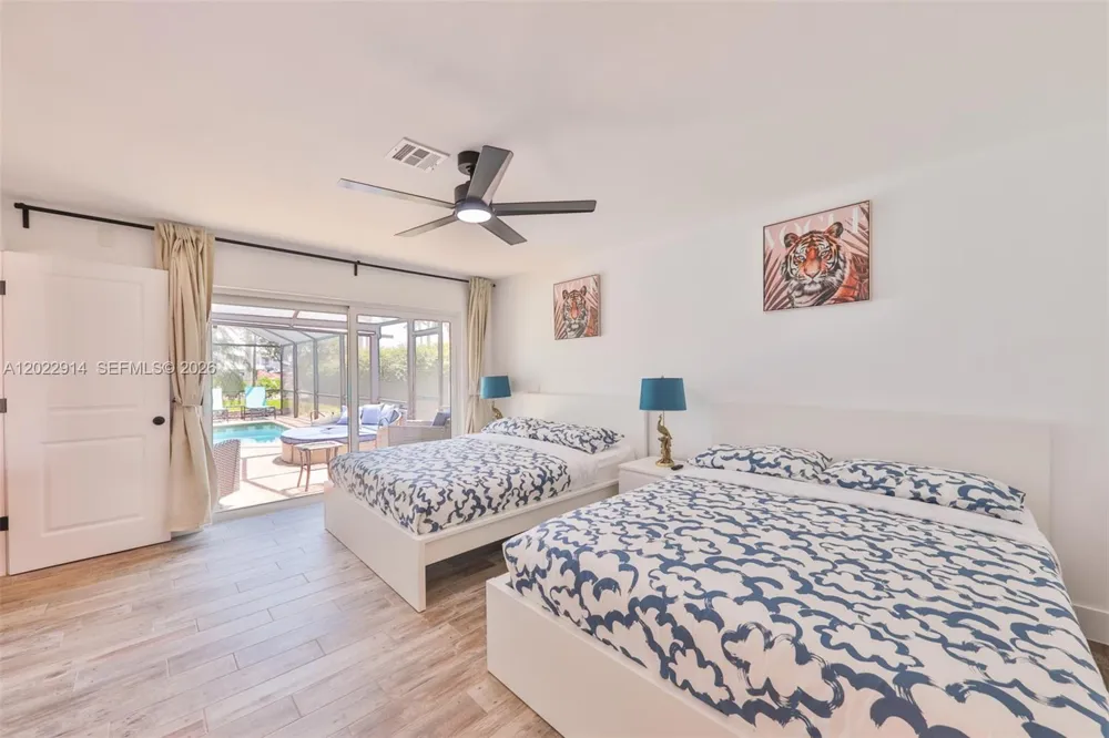 209 Bayshore Dr Cape Coral, FL 33904