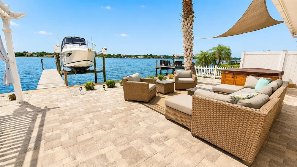 526 20TH AVENUE Indian Rocks Beach, FL 33785