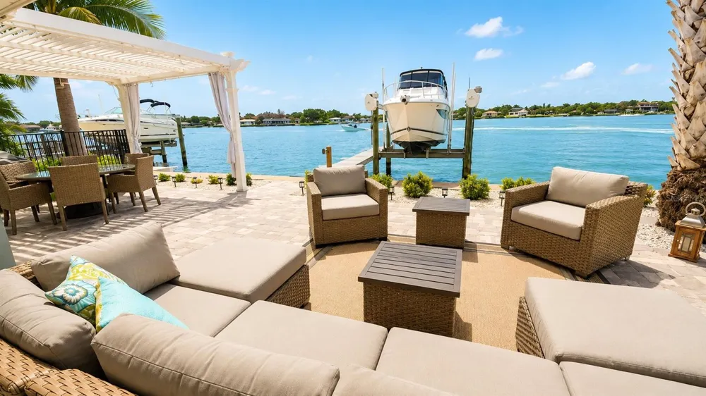 526 20TH AVENUE Indian Rocks Beach, FL 33785