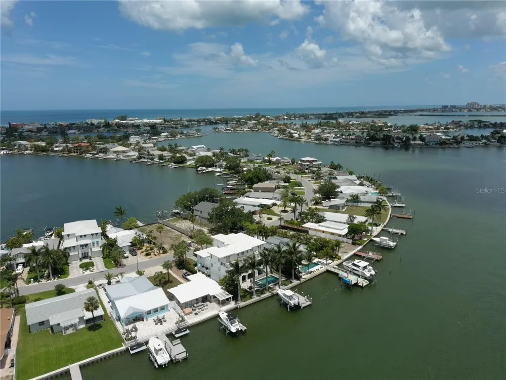 526 20TH AVENUE Indian Rocks Beach, FL 33785