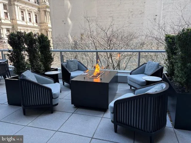 1414 S PENN SQUARE #18G Philadelphia, PA 19102