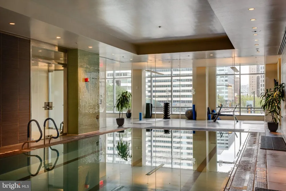 1414 S PENN SQUARE #18G Philadelphia, PA 19102