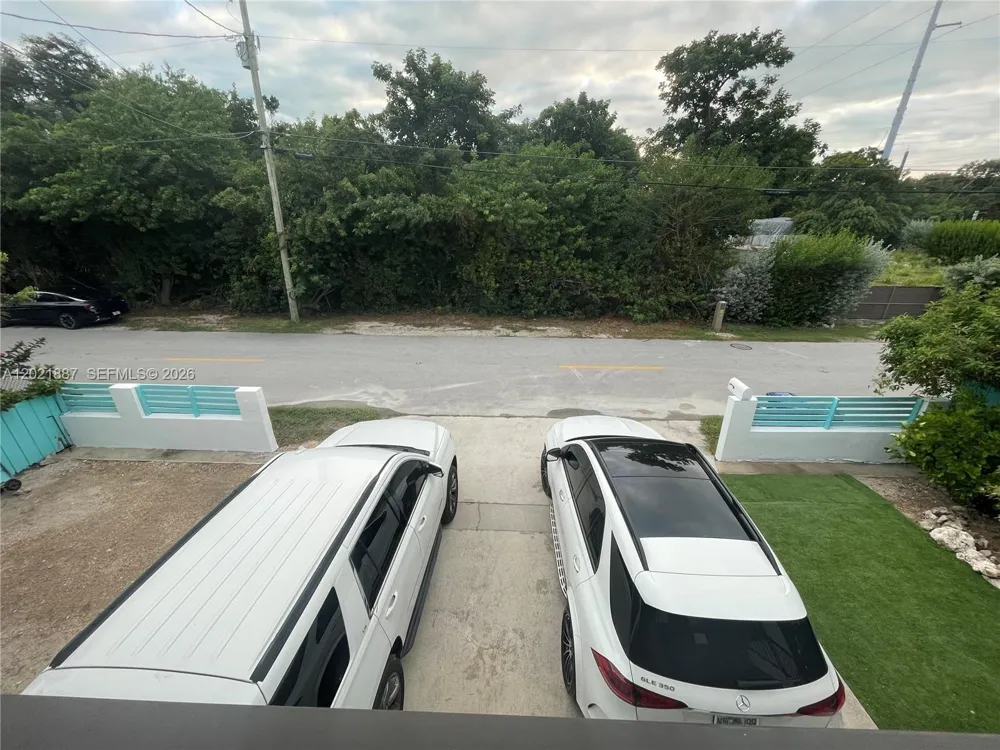 414 Coconut Dr Key Largo, FL 33037