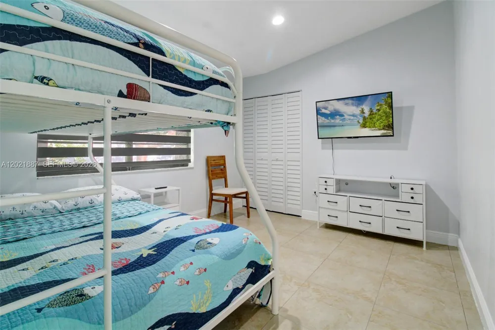 414 Coconut Dr Key Largo, FL 33037