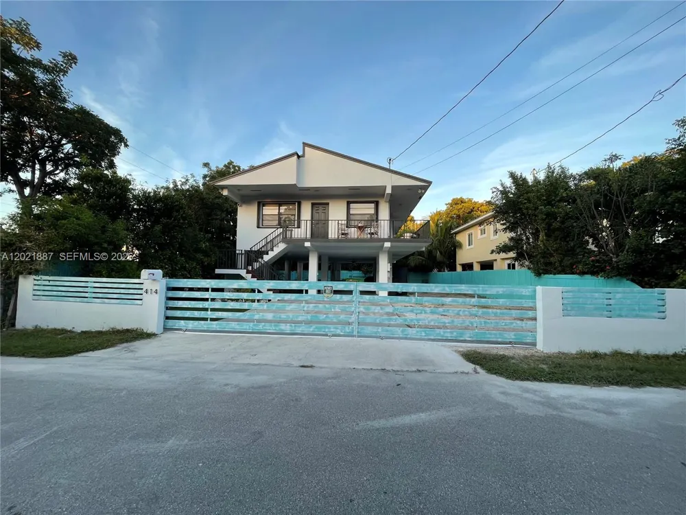 414 Coconut Dr Key Largo, FL 33037