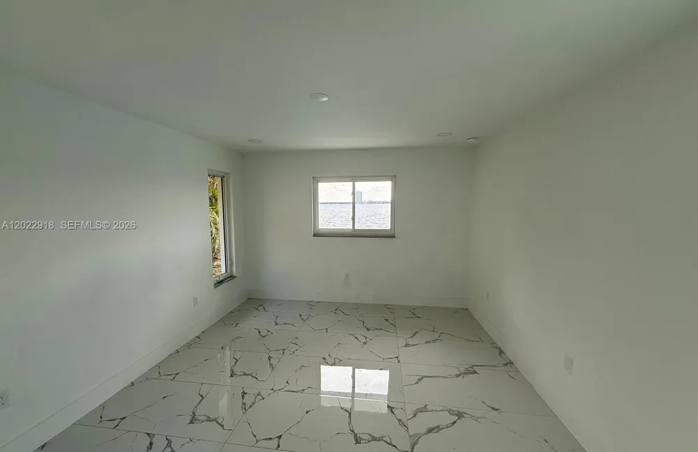 111 E NORTH SHORE AVE Other City - In The State Of Florida, FL 33917