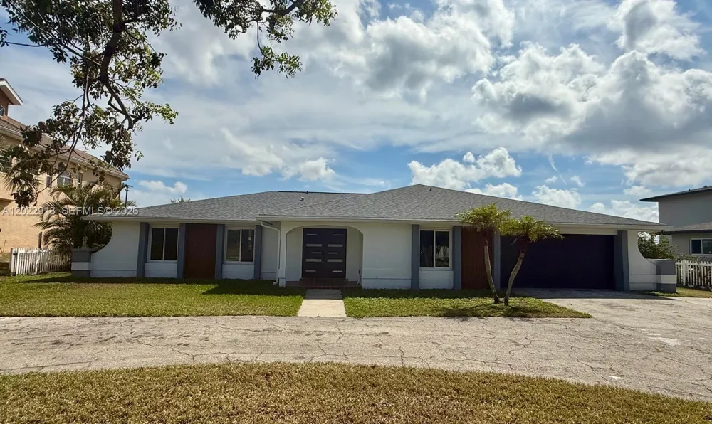 111 E NORTH SHORE AVE Other City - In The State Of Florida, FL 33917