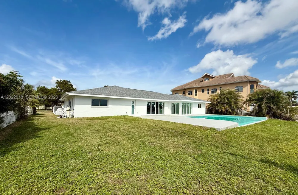 111 E NORTH SHORE AVE Other City - In The State Of Florida, FL 33917
