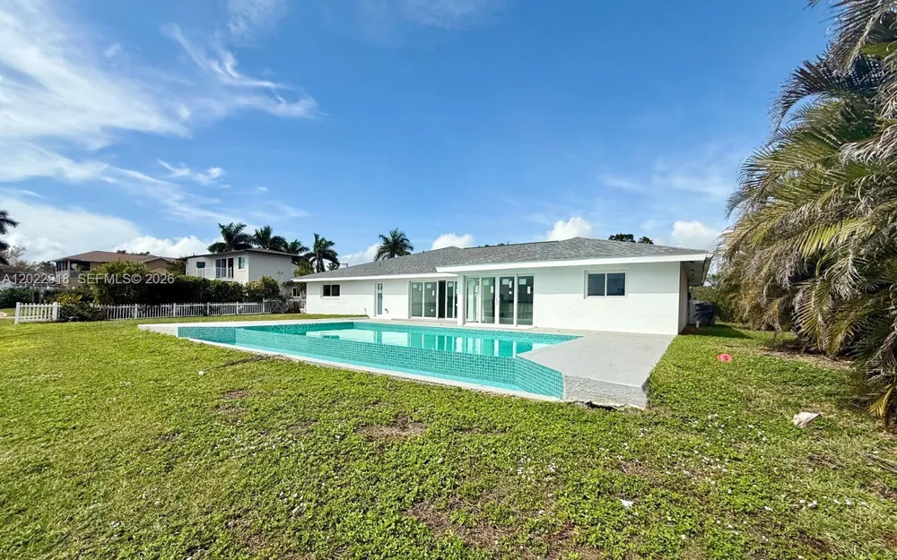 111 E NORTH SHORE AVE Other City - In The State Of Florida, FL 33917