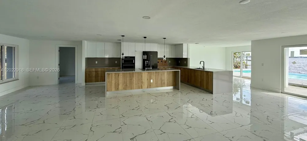 111 E NORTH SHORE AVE Other City - In The State Of Florida, FL 33917