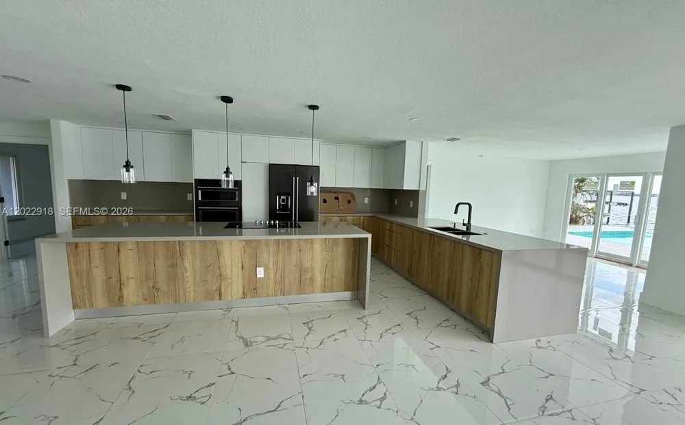 111 E NORTH SHORE AVE Other City - In The State Of Florida, FL 33917