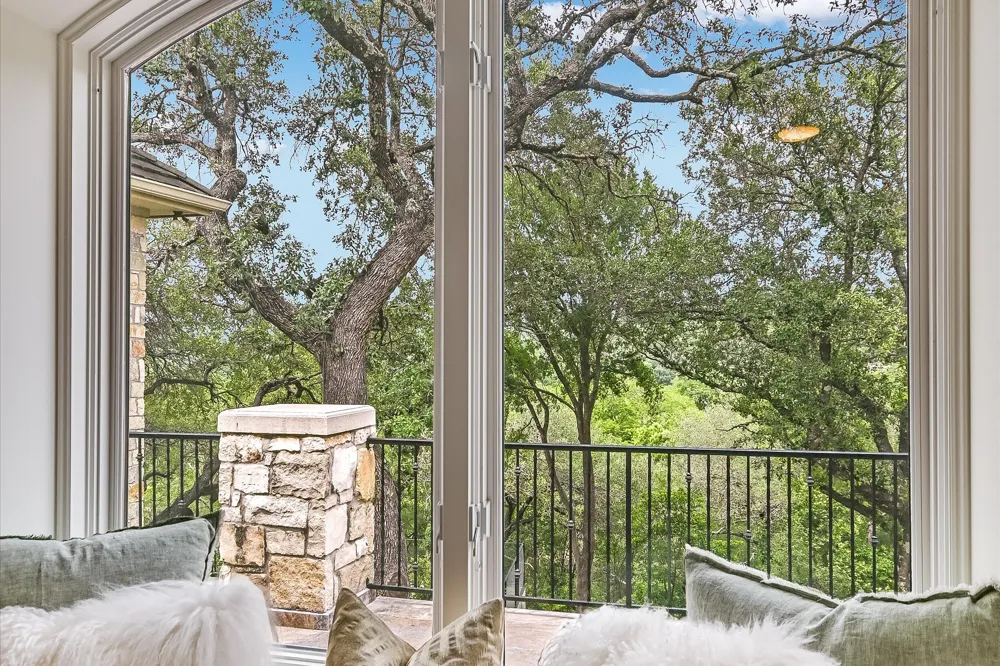 4646 Rockcliff Road Austin, TX 78746