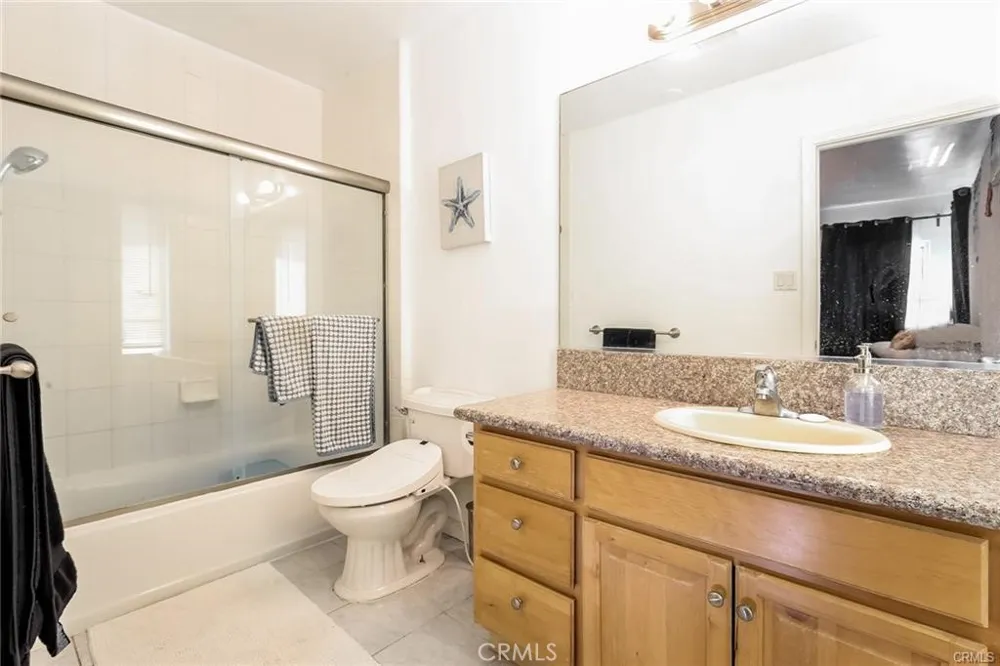 2010 Park Rose Duarte, CA 91010