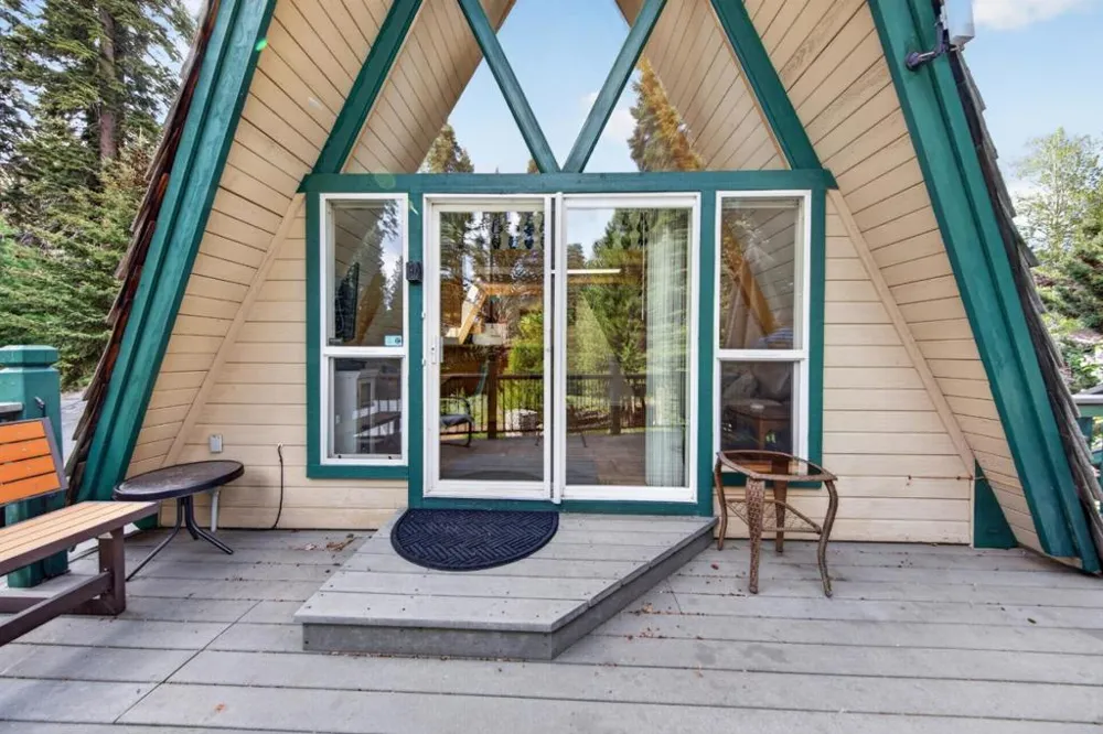 454 Peninsula Drive #A - B Lake Almanor, CA 96137