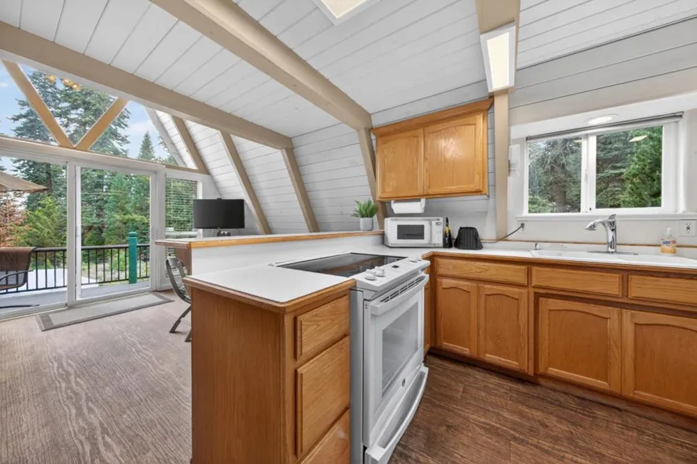 454 Peninsula Drive #A - B Lake Almanor, CA 96137