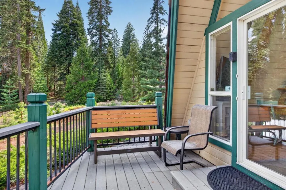 454 Peninsula Drive #A - B Lake Almanor, CA 96137