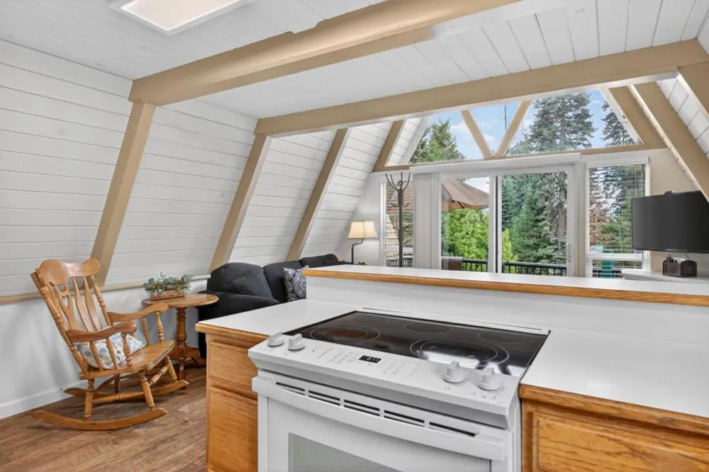454 Peninsula Drive #A - B Lake Almanor, CA 96137