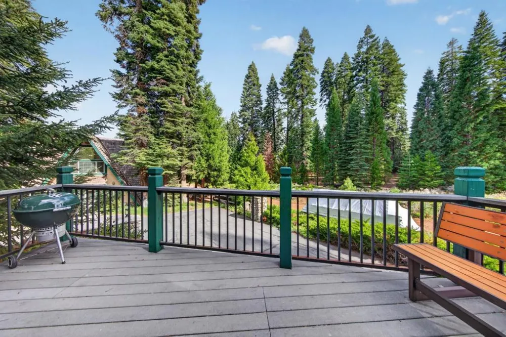 454 Peninsula Drive #A - B Lake Almanor, CA 96137
