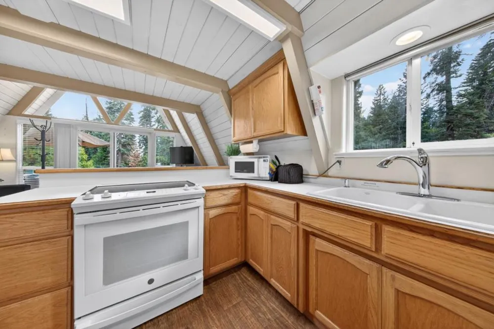 454 Peninsula Drive #A - B Lake Almanor, CA 96137