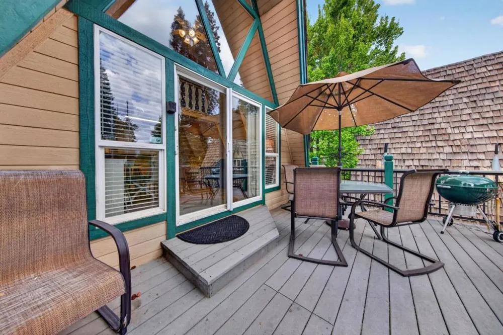 454 Peninsula Drive #A - B Lake Almanor, CA 96137