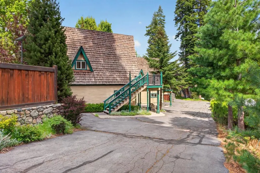 454 Peninsula Drive #A - B Lake Almanor, CA 96137
