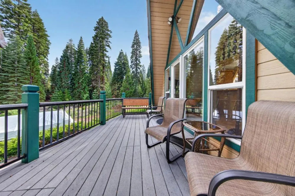 454 Peninsula Drive #A - B Lake Almanor, CA 96137