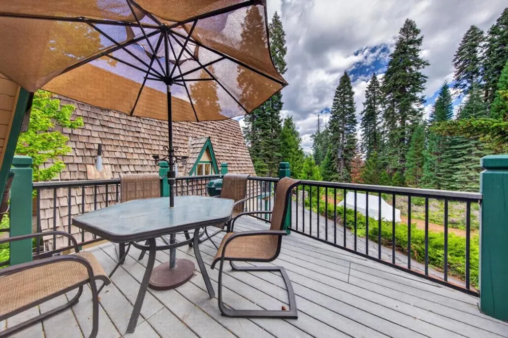 454 Peninsula Drive #A - B Lake Almanor, CA 96137