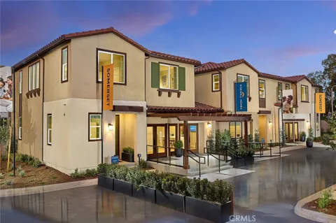 5823 Muir Way