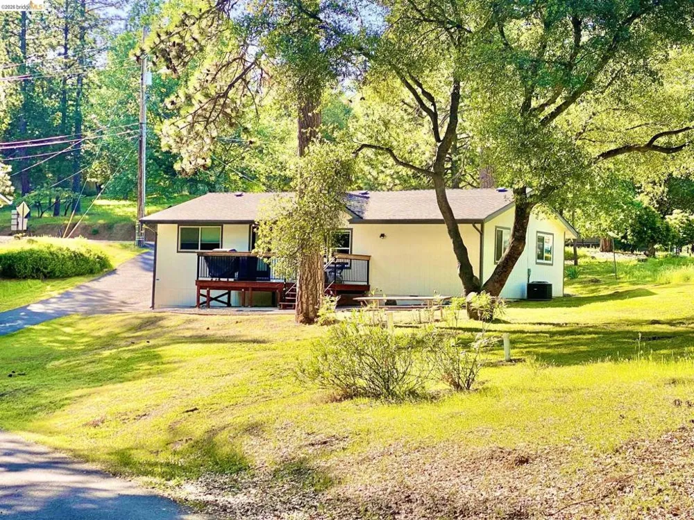 13209 Mueller Drive Groveland, CA 95321