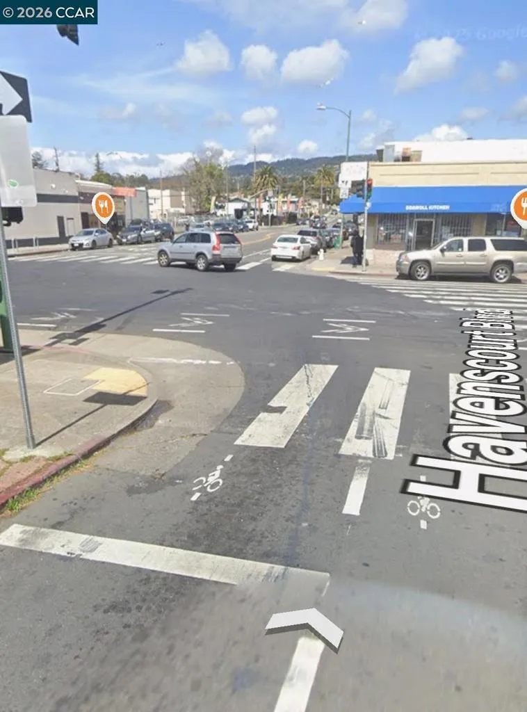 2742 W Havenscourt BLVD Oakland, CA 94605