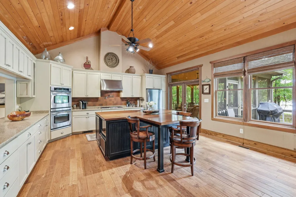 479 Lake Loop Road Menlo, GA 30731